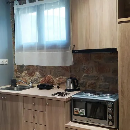 In The Olive Trees Γαλαξίδι