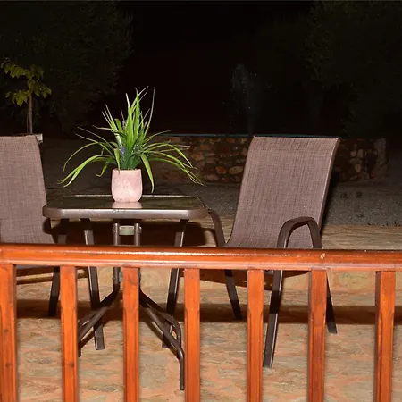 In The Olive Trees Εξοχικό σπίτι *